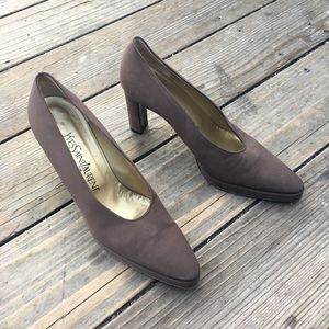 Vintage *Yves Saint Laurent* Choco Pumps~
